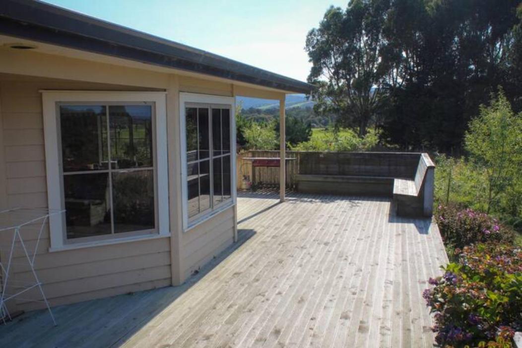 Tram Track Retreat Apartment Papatowai Exterior photo